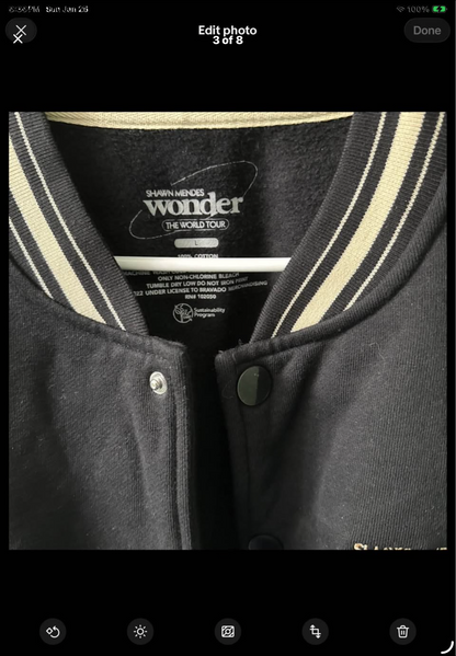 The Shawn Mendes  Jacket in Largesize is a stylish and versatile choice for casual occasions.