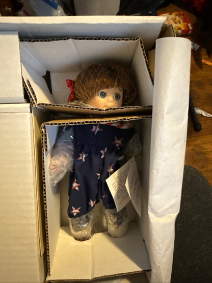 NEW AND NRFB MARIE OSMOND ~ ANNIE ~ PORCELAIN DOLL WITH COA AND ACCESSORIES