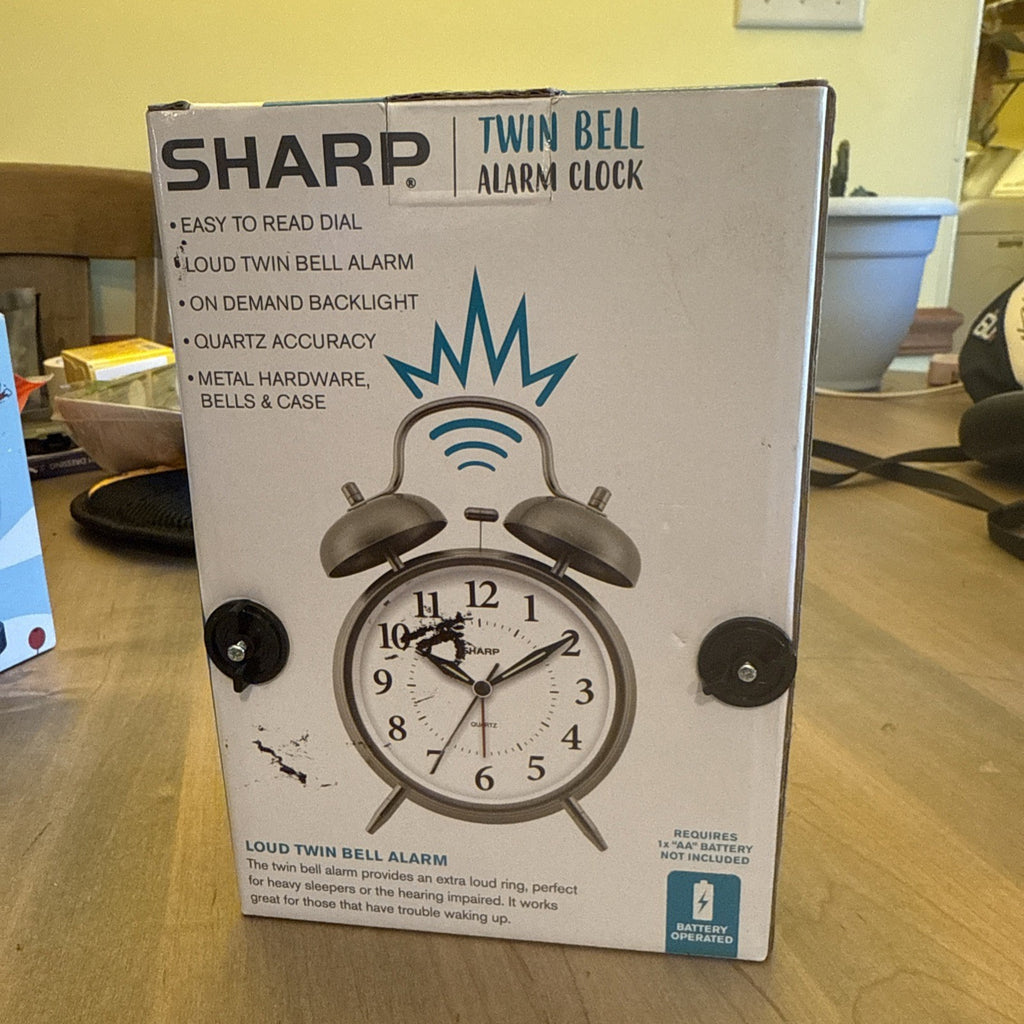 Sharp  Twin Bell Alarm Clock Heavy Sleepers Loud Bell Alarm NEW IN BOX BIN 991