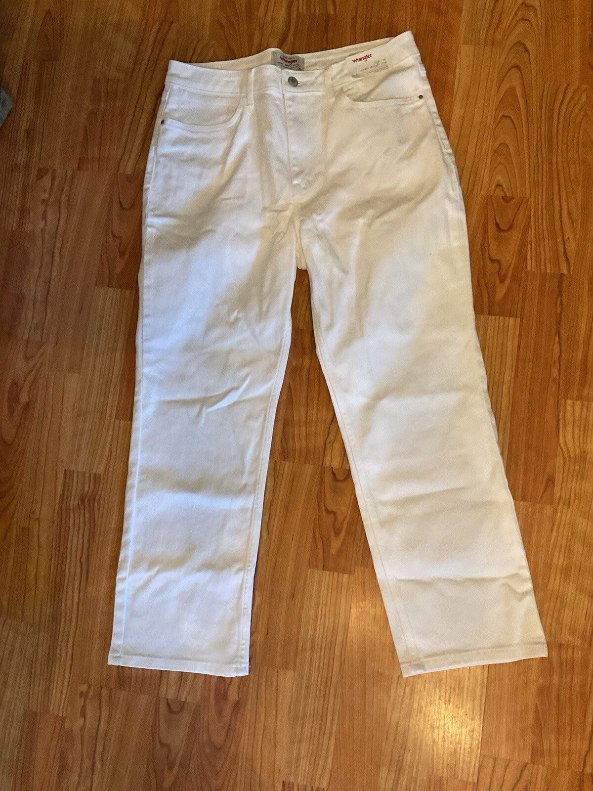 (3) Wrangler High Rise Rodeo White Straight Crop Sz 6, Sz 10, Sz 14 B 3131