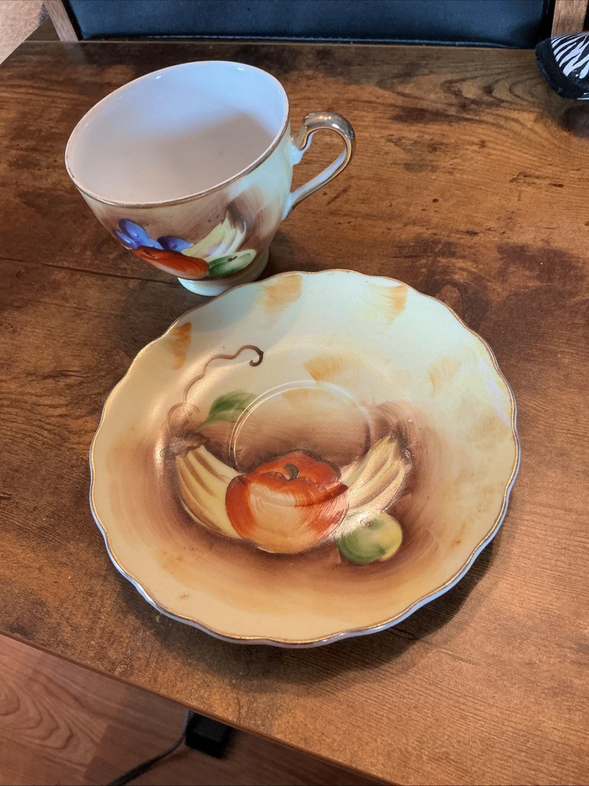 Vintage Hand Painted Harvest Fruit Apple Grapes Banana Cup Saucer CHN 131