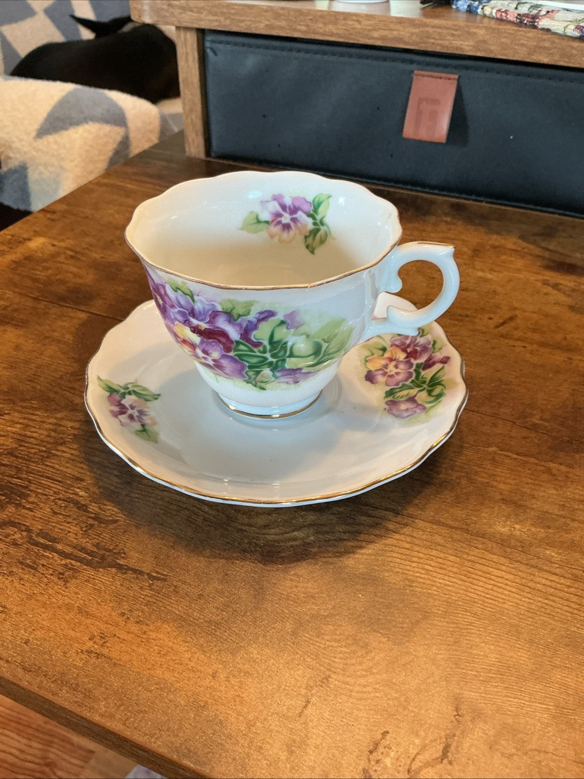 Royal Sealy Purple Floral Teacup Cup & Saucer Vtg CHN 21 WHT 10