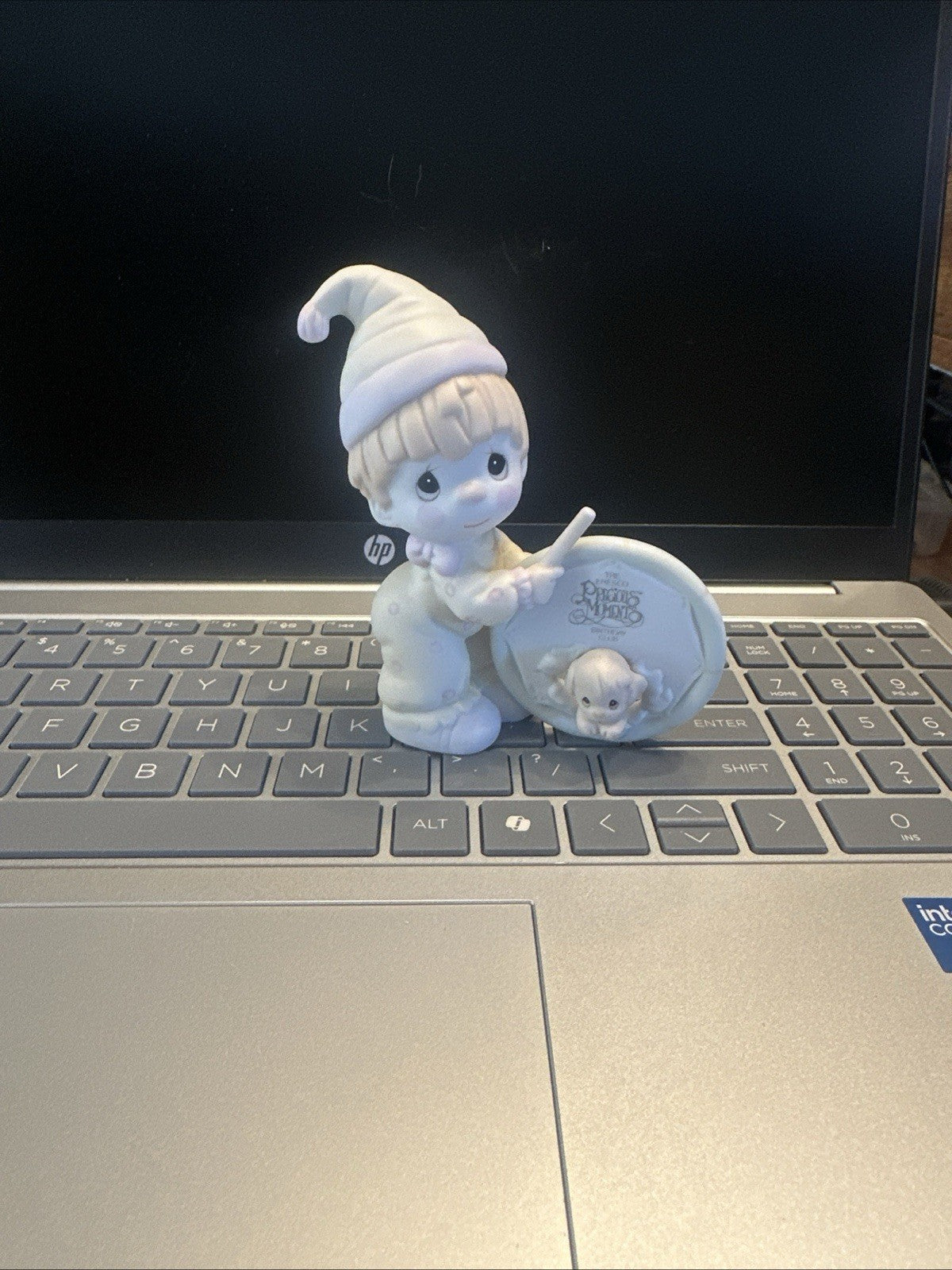 5 Precious Moments Member Only Figurines In Boxes B-0104 Through B-0108   XMAS7