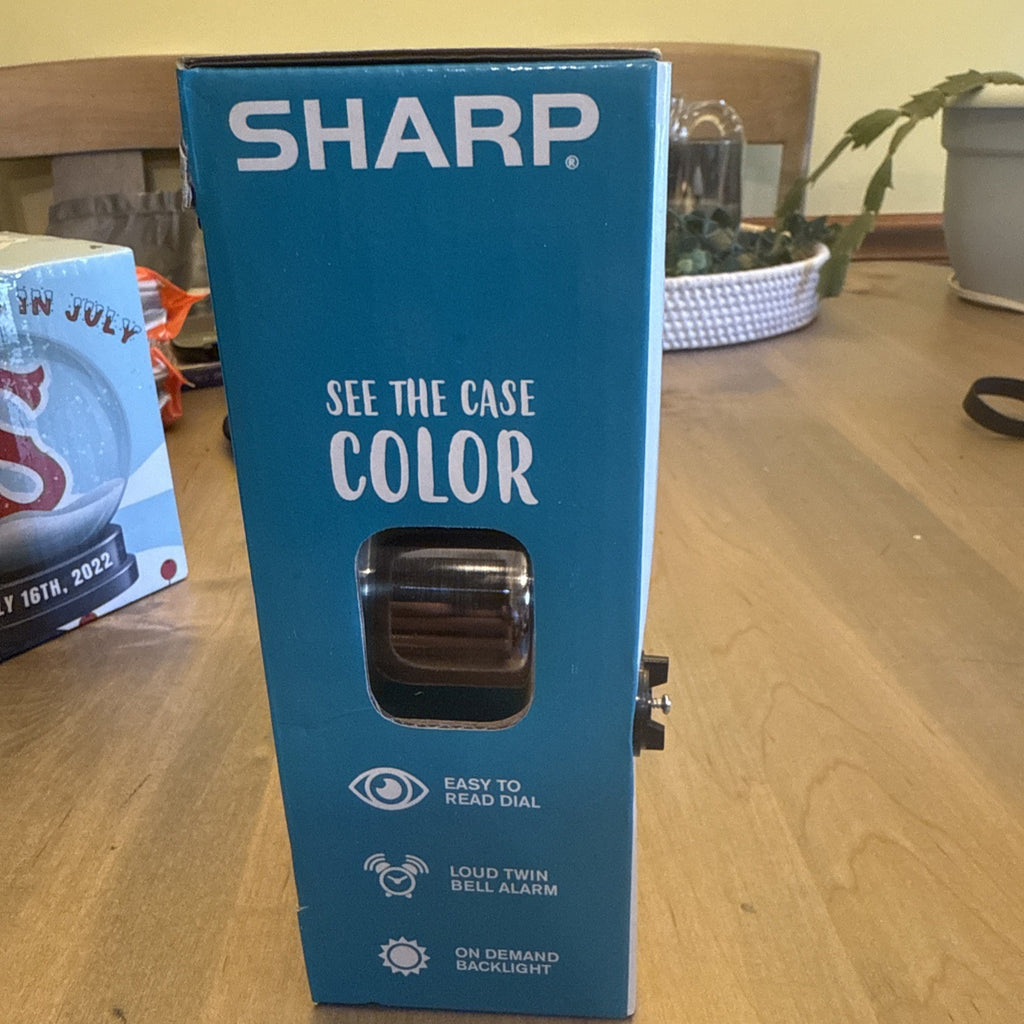 Sharp  Twin Bell Alarm Clock Heavy Sleepers Loud Bell Alarm NEW IN BOX BIN 992