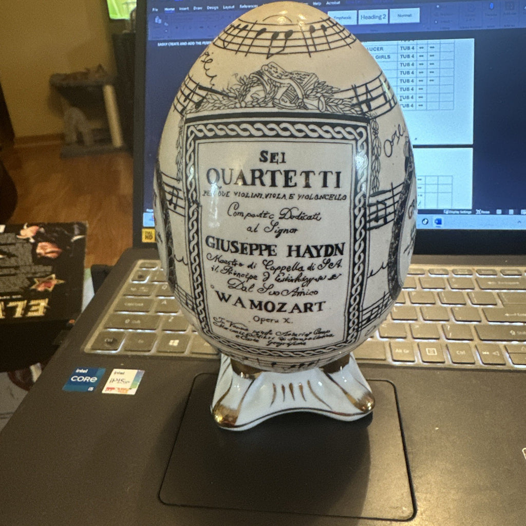 Mozart Music Art Baum China Formalities Grand Concert Big Egg Figurine Statue2