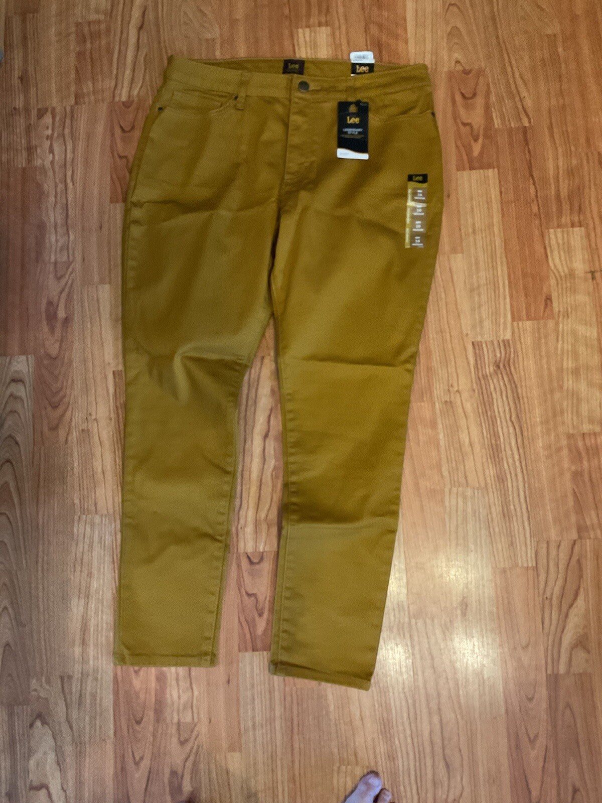 Lee Legendary Style Skinny Mid Rise Size 16 M Cumin Color0