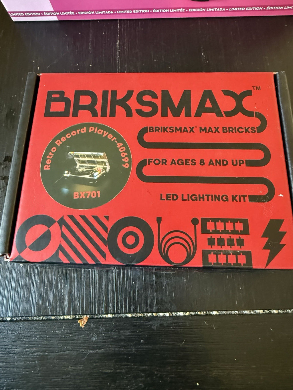 LEGO Retro Record Player 40699 NEW UNOPENED BOX Plus BRIKSMAX  Bx701 Light Kit3