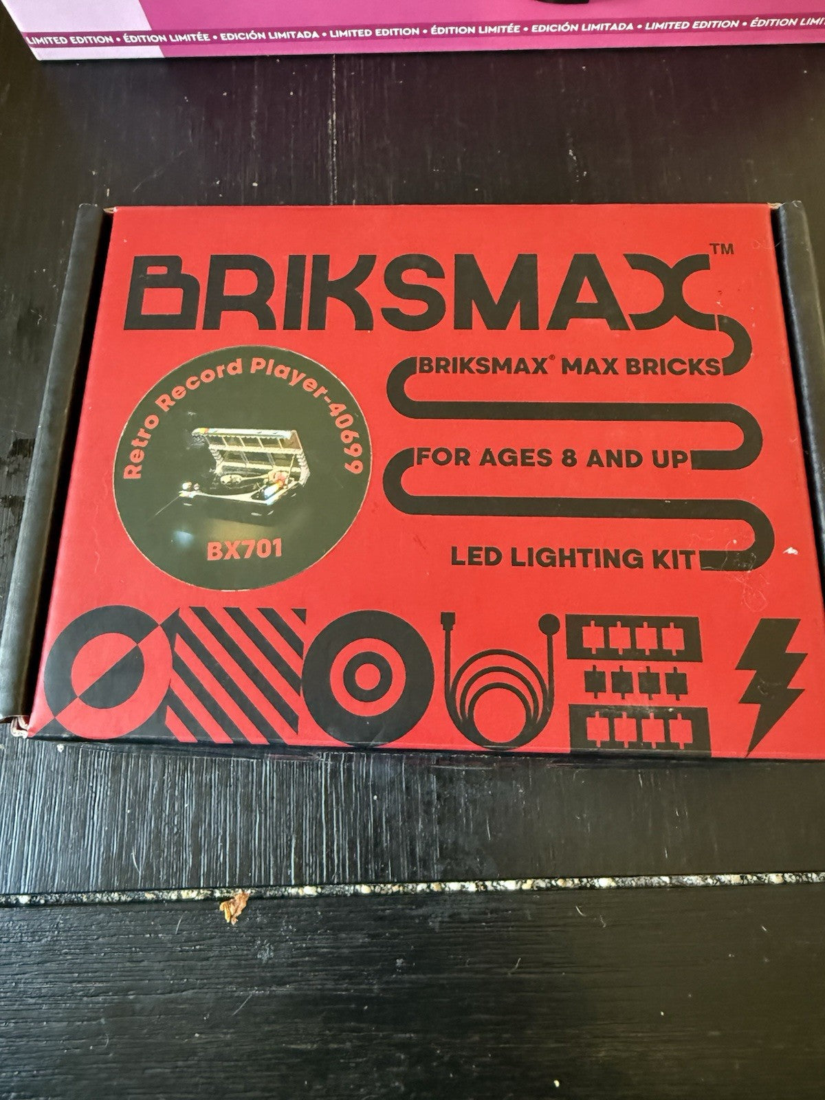 LEGO Retro Record Player 40699 NEW UNOPENED BOX Plus BRIKSMAX  Bx701 Light Kit3