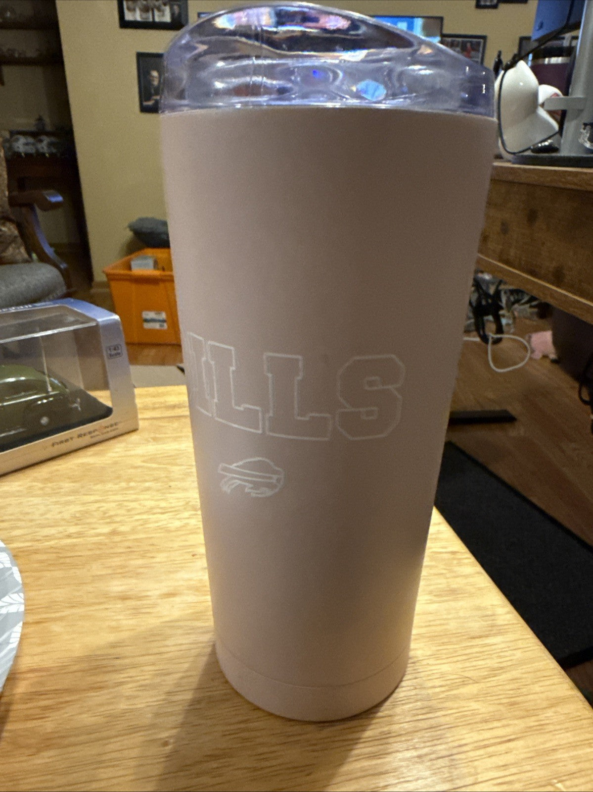 LOGOBRAND - Buffalo Bills 20oz Fashion Color Powder Coat Pink Tumbler -  BIN 991