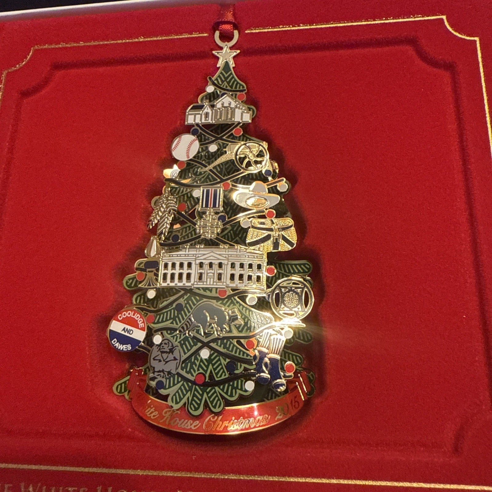 2015 WHITE HOUSE CHRISTMAS ORNAMENT W/BOX & Paperwork BIN 92