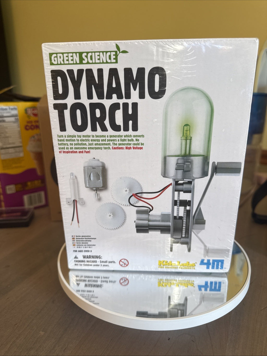 Green Science Dynamo Torch Hand Generator 4M Stem Lab Kit New In Shrink wrap0