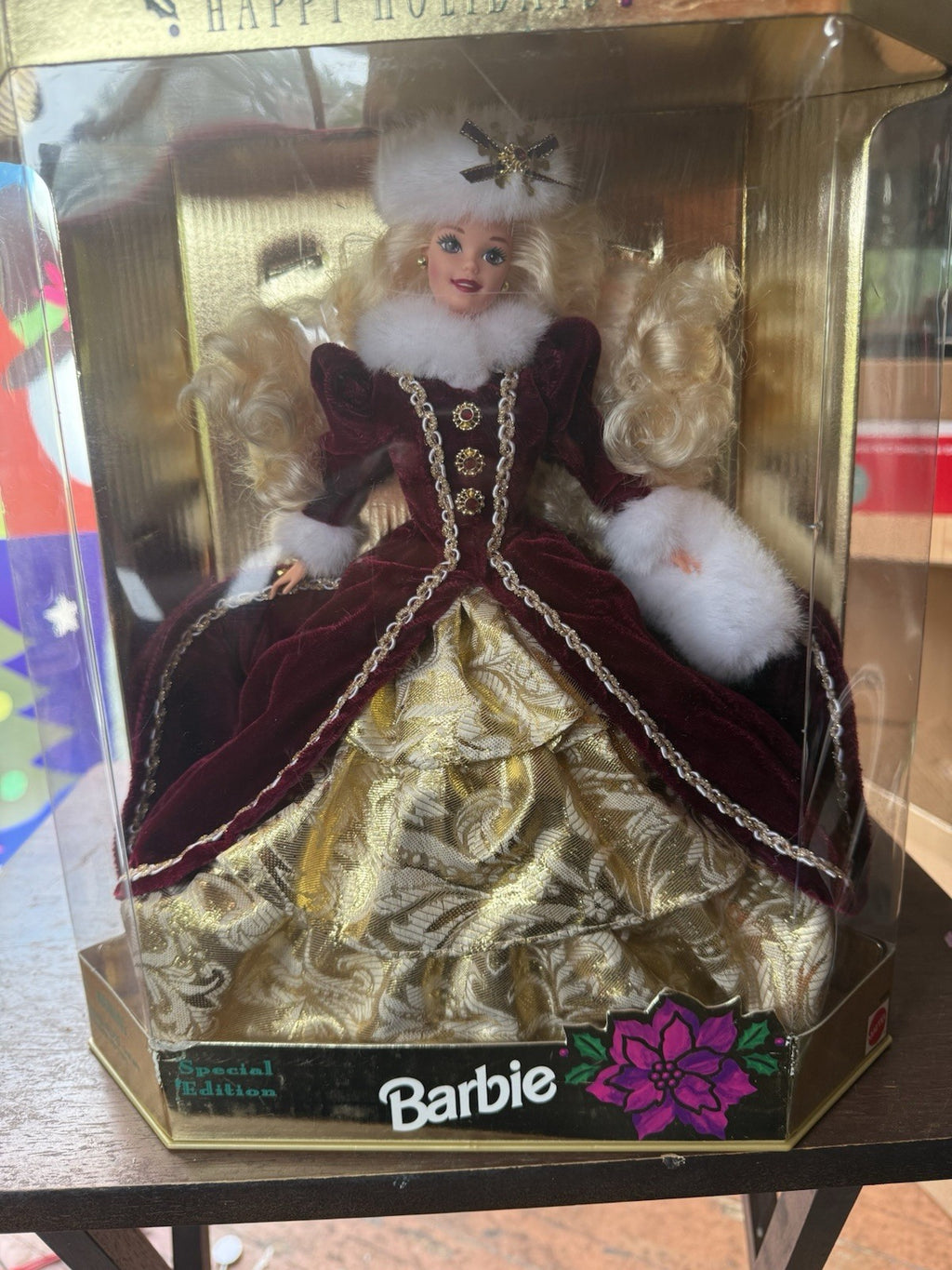 Collectible Mattel 1996 Happy Holidays Special Edition Barbie  #15646 NIB SHE0