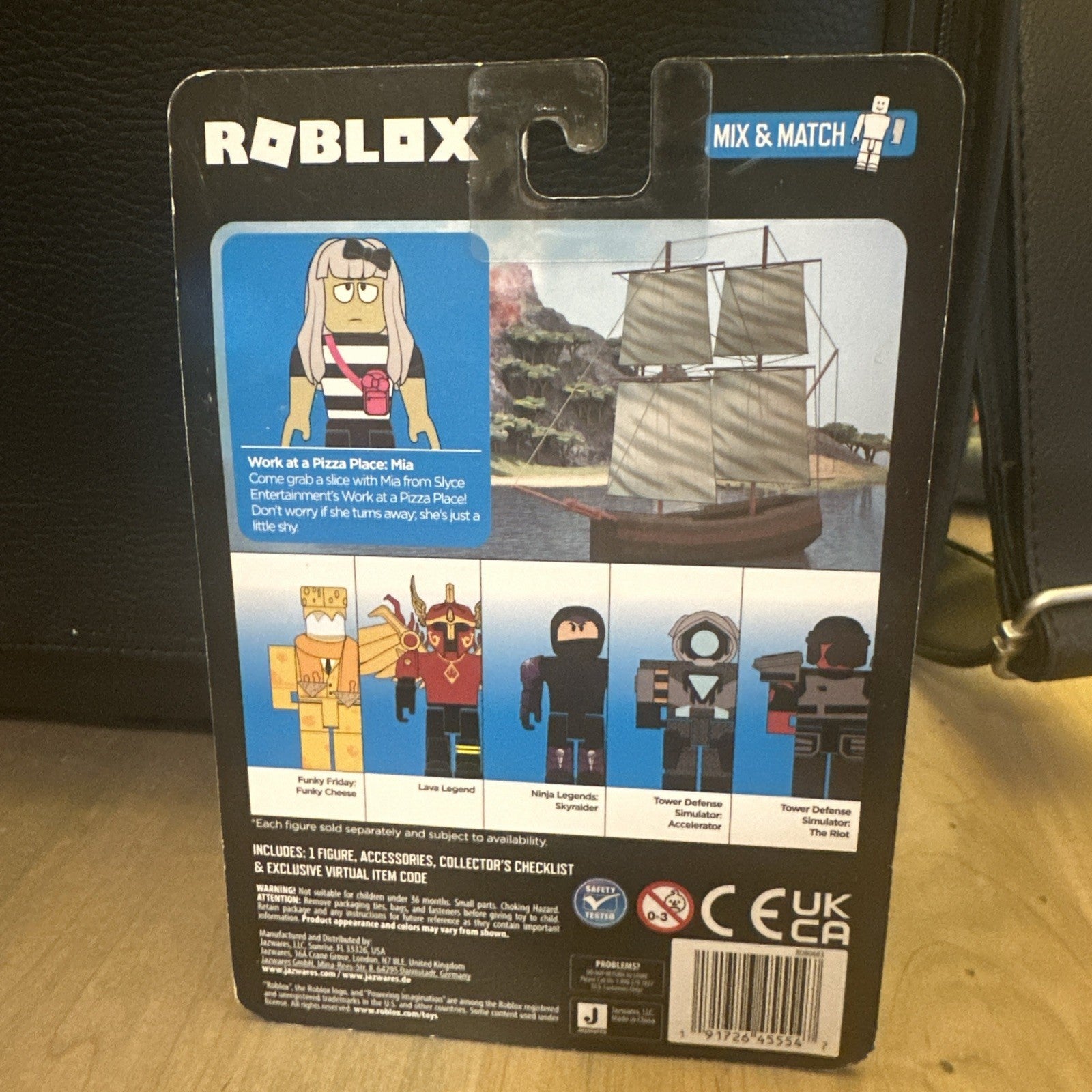 MISB Roblox Work at a Pizza Place: Mia Figure with Toy Code - US Seller1