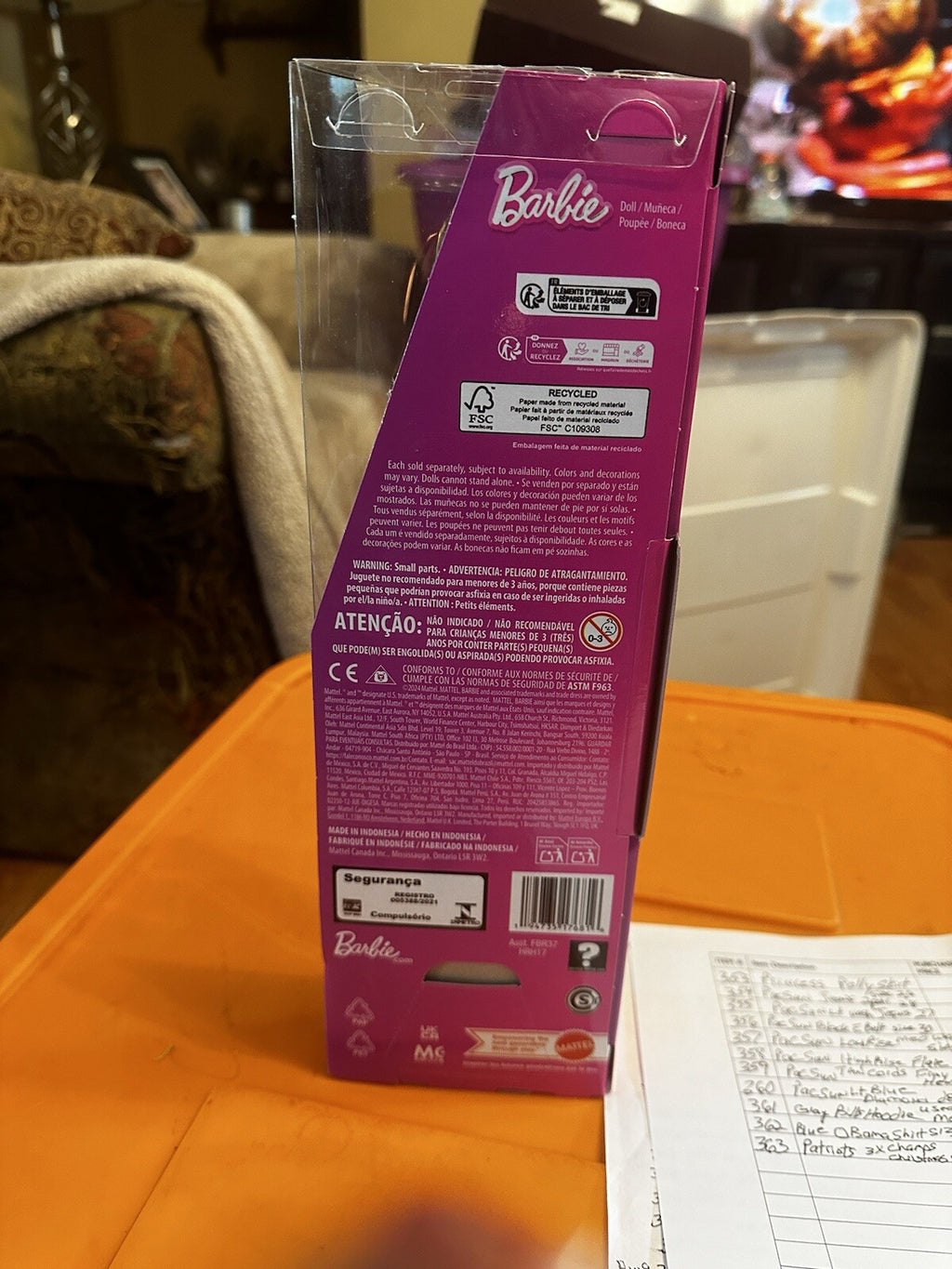 NEW IN BOX Barbie Fashionistas Blind Barbie Doll  Comes With Cane and Glasses SH2