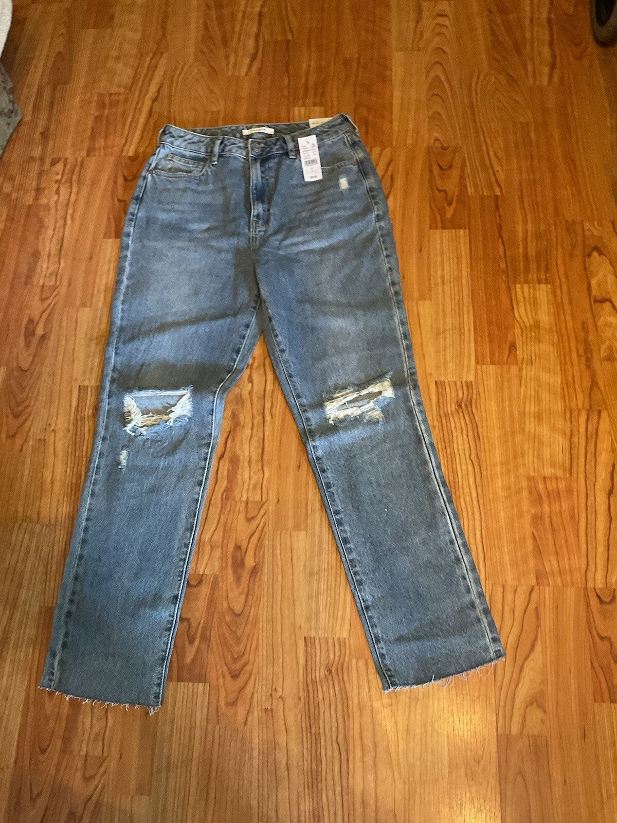 Pacific Sunwear Ripped And Frayed Hem  Light Wash Jeans Size 27 Bin 32