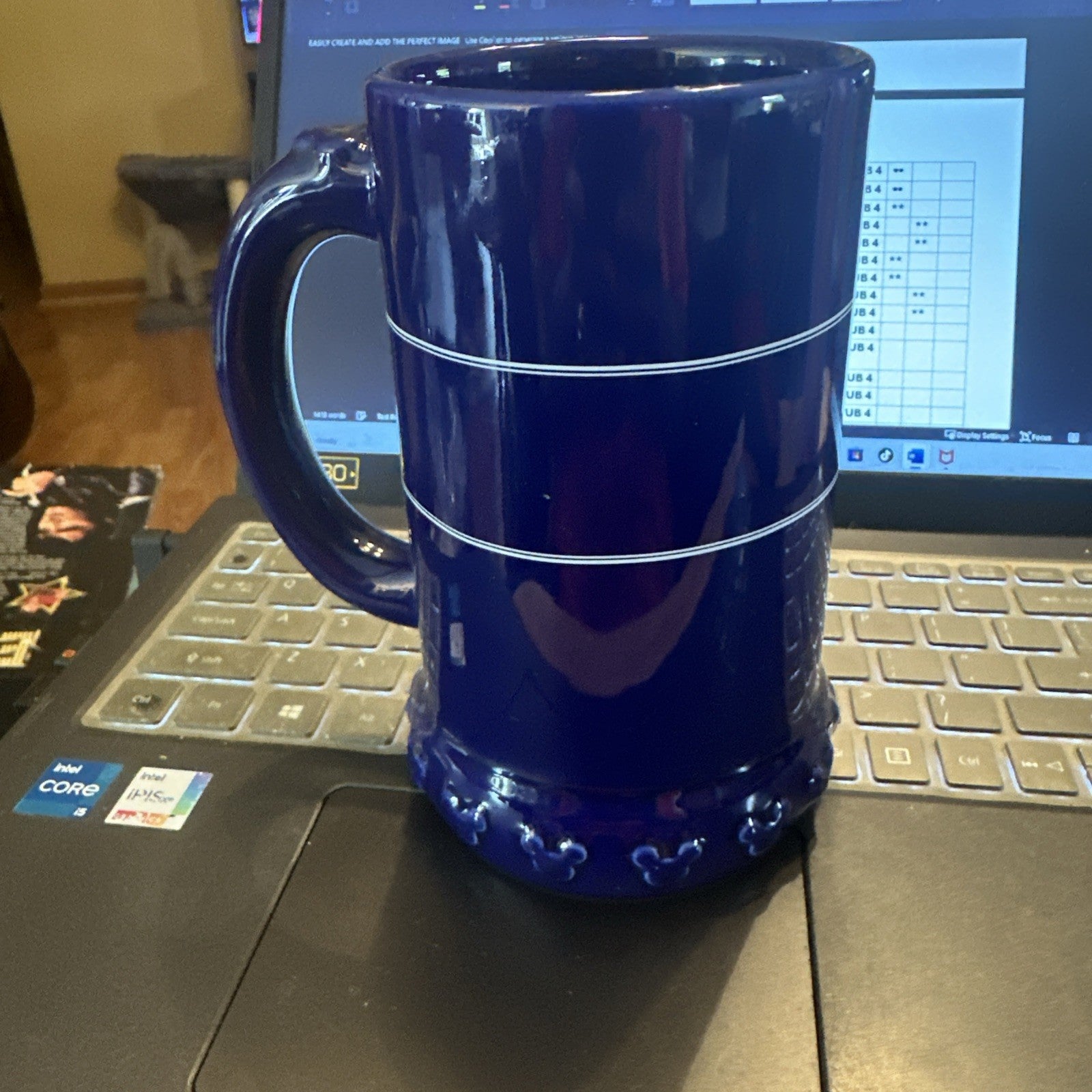 The Disney Store Mickey Mouse Large Ceramic Class of 2001 Graduation Stein Mug1