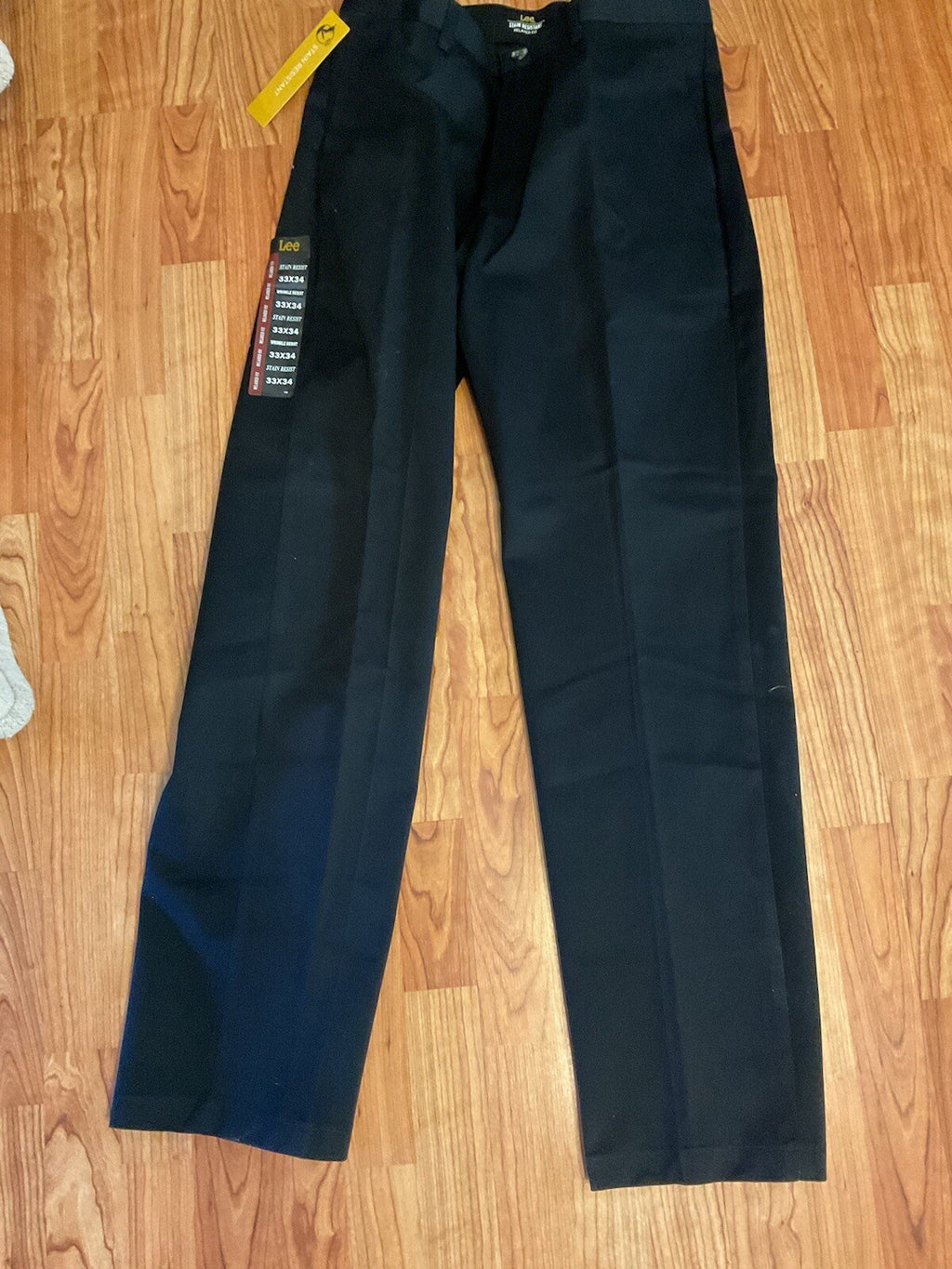 Lee Men's  Relaxed Fit Flat Front Pants Black Size 33 L 34 B 1320