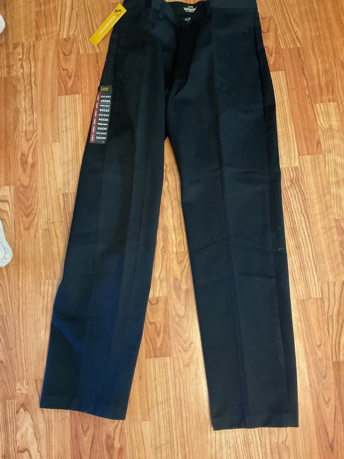 Lee Men's  Relaxed Fit Flat Front Pants Black Size 33 L 34 B 1320