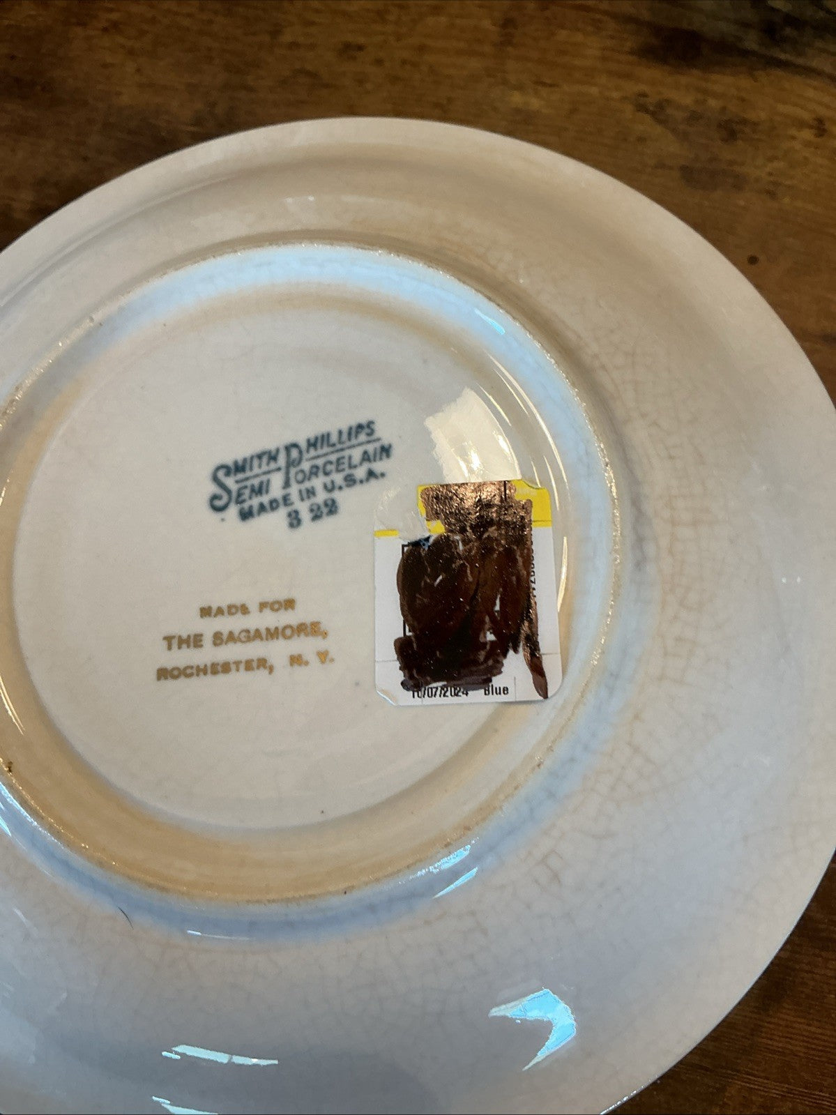 Vtg. Smith Phillips Semi Porcelain gravy boat Ivory W/Gold Accents CHN 24 WHT 11