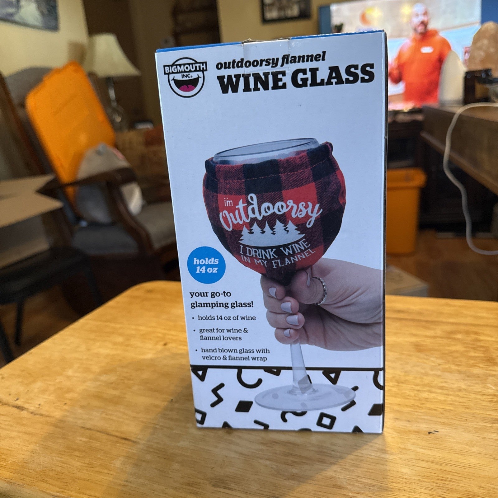 Outdoorsy Flannel Large Wine Glass NEW In The Box! Holiday Christmas Gift BIN 992