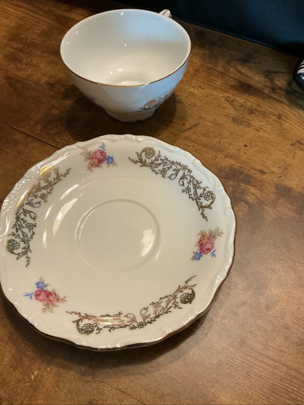 Czech Republic Teacup And Saucer - Roses With Gold CHN 23 WHT 11