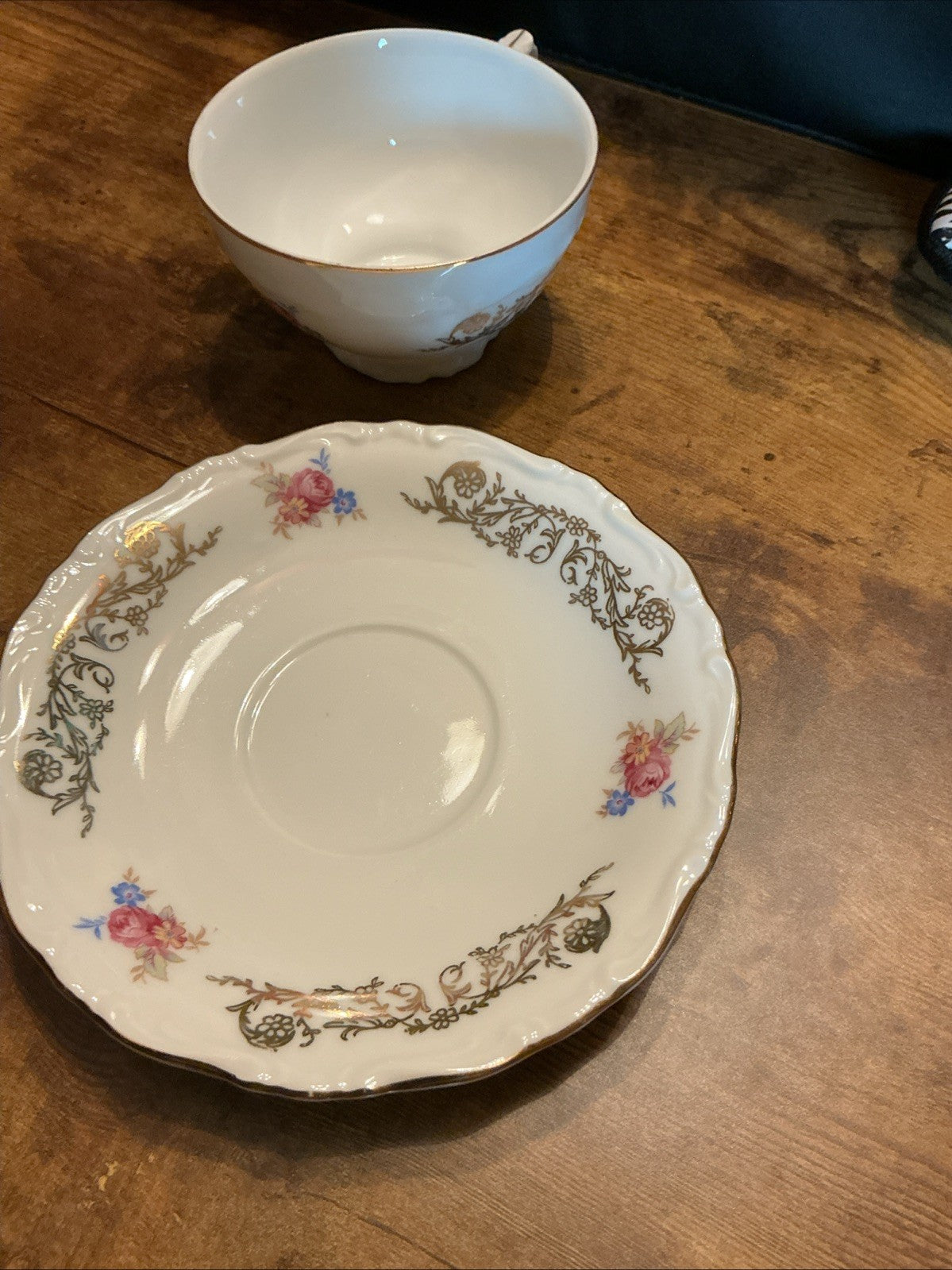 Czech Republic Teacup And Saucer - Roses With Gold CHN 23 WHT 11