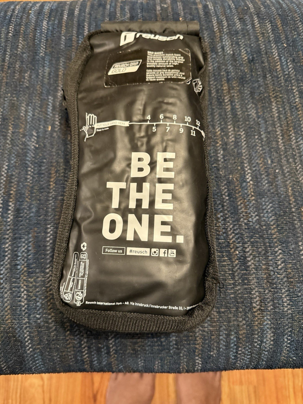 Reusch Venomous Gold Goalkeeper Gloves - Size 8 TUB 31