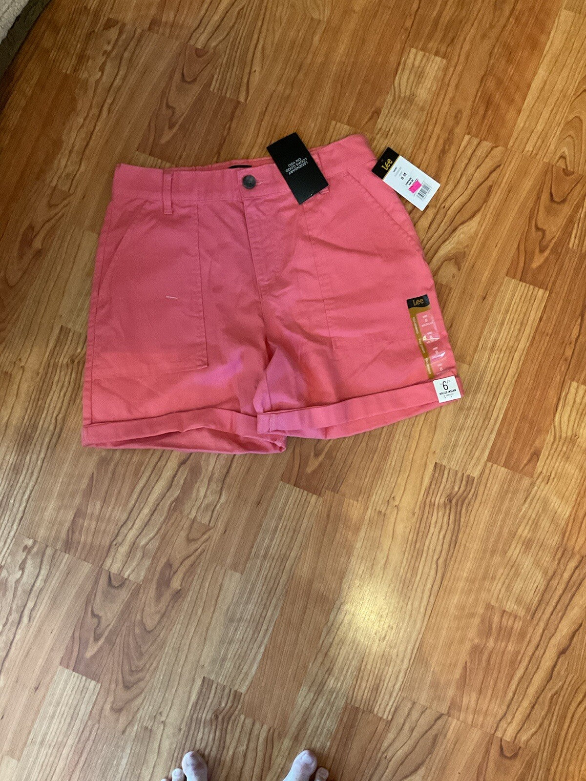 Shorts Lee Womens Size 8 And Sz 14 Med Straight Fit Pink B 3072