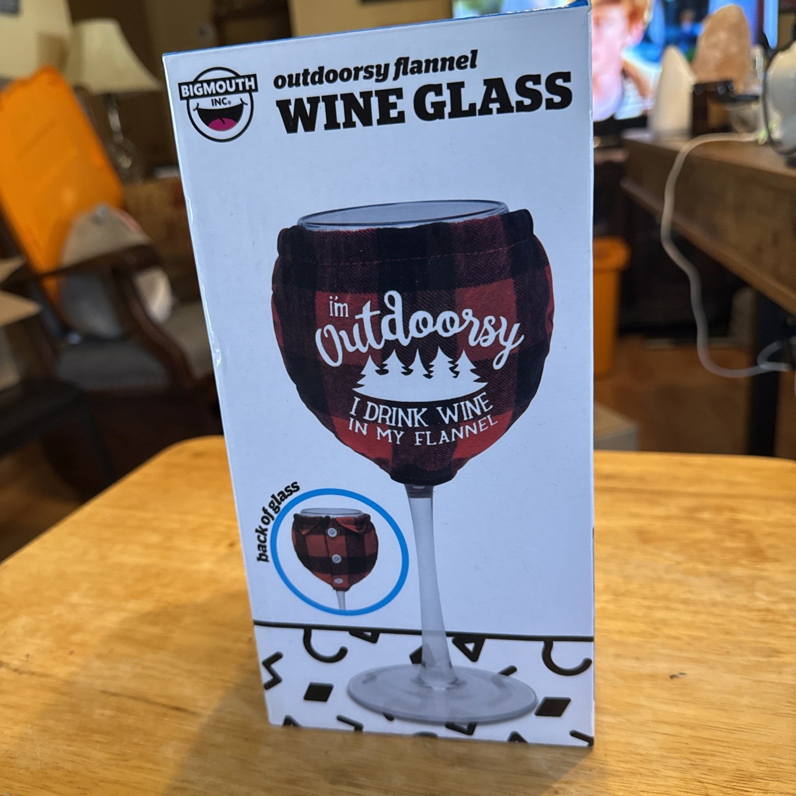 Outdoorsy Flannel Large Wine Glass NEW In The Box! Holiday Christmas Gift BIN 990