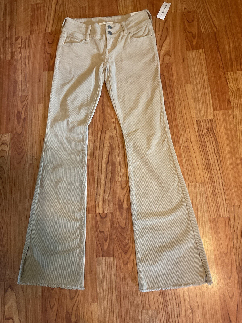 Pacsun Woman’s Corduroy Jeans LowRise Bootcut Size 25 Tan B 3591