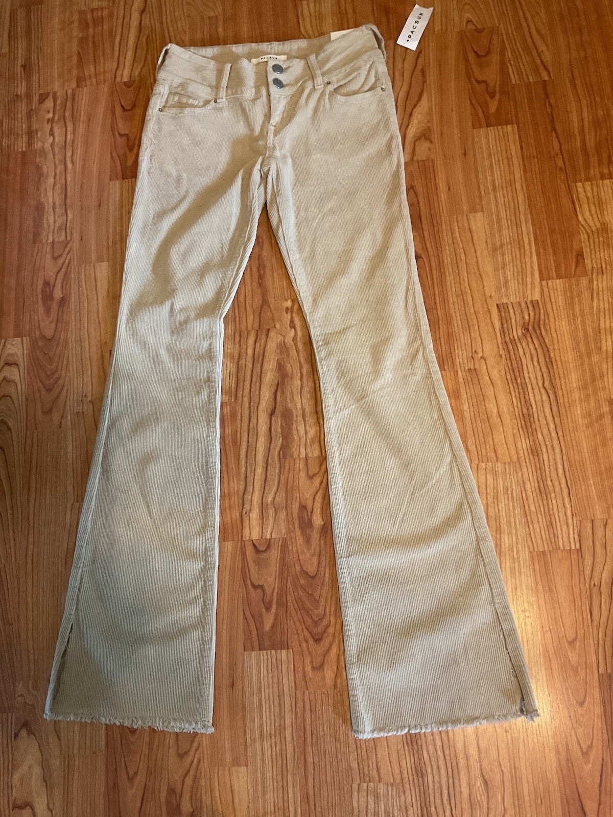 Pacsun Woman’s Corduroy Jeans LowRise Bootcut Size 25 Tan B 3591