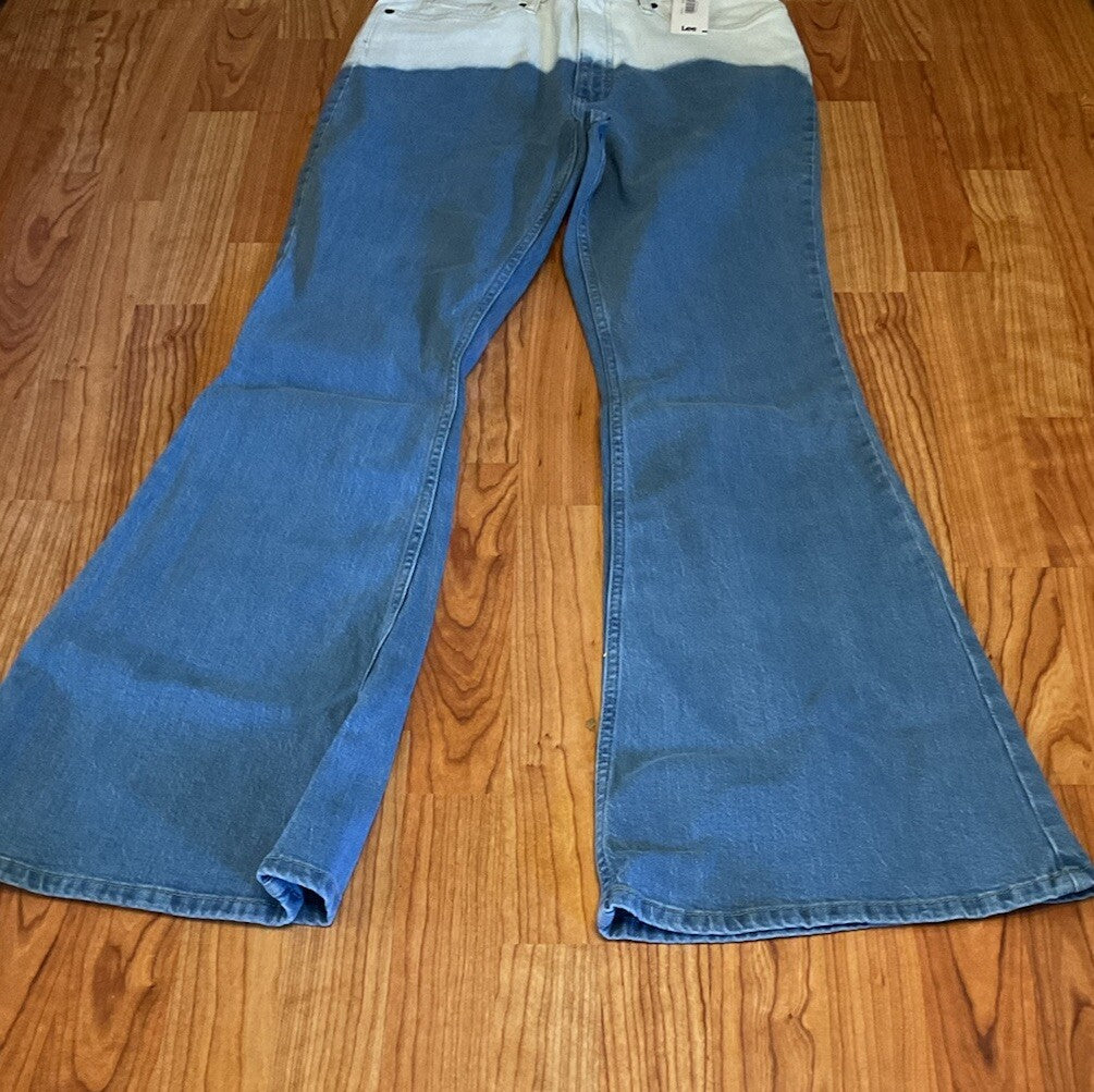 Lee High Rise Flare Jeans Size 27/33 Multicolor B 3122