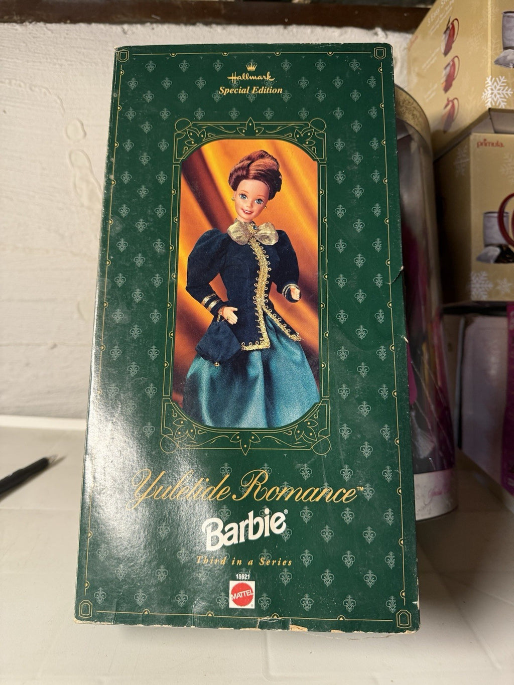 hallmark special edition yuletide romance barbie SHE 10