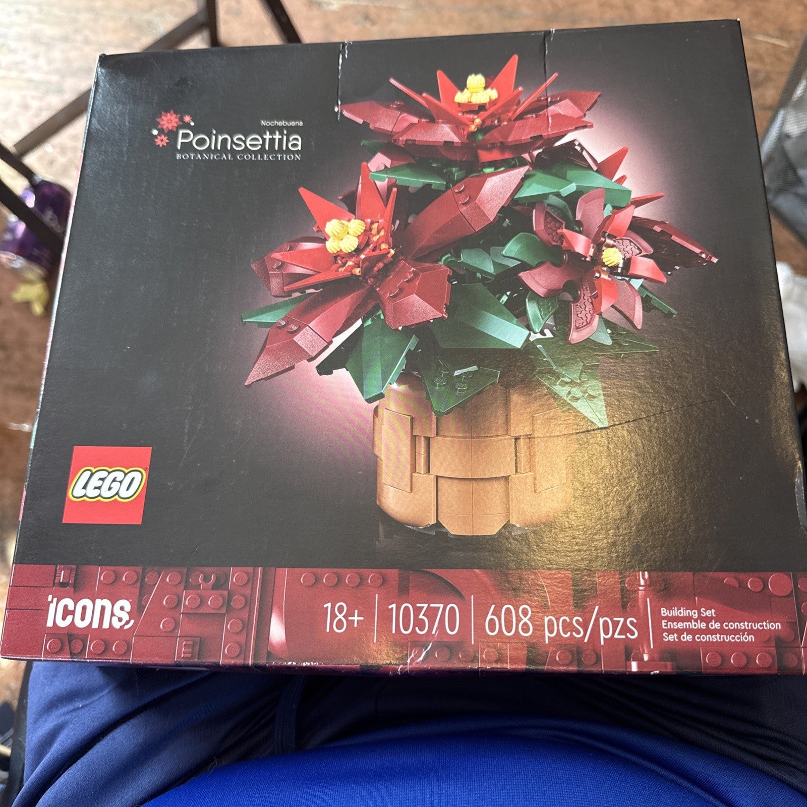 LEGO Icons Poinsettia Set 10370, 608 Pieces, Ages 18+0