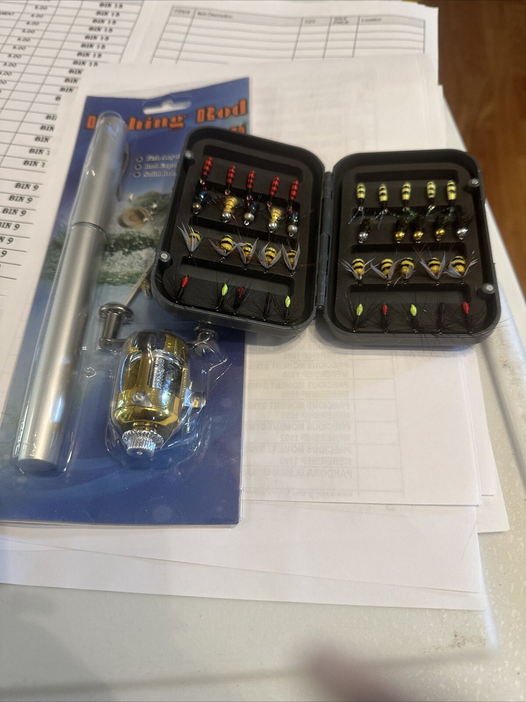 Mini Telescopic Fishing Rods/ Reels Combo Pocket Pen-sized Plus 40 Lures0