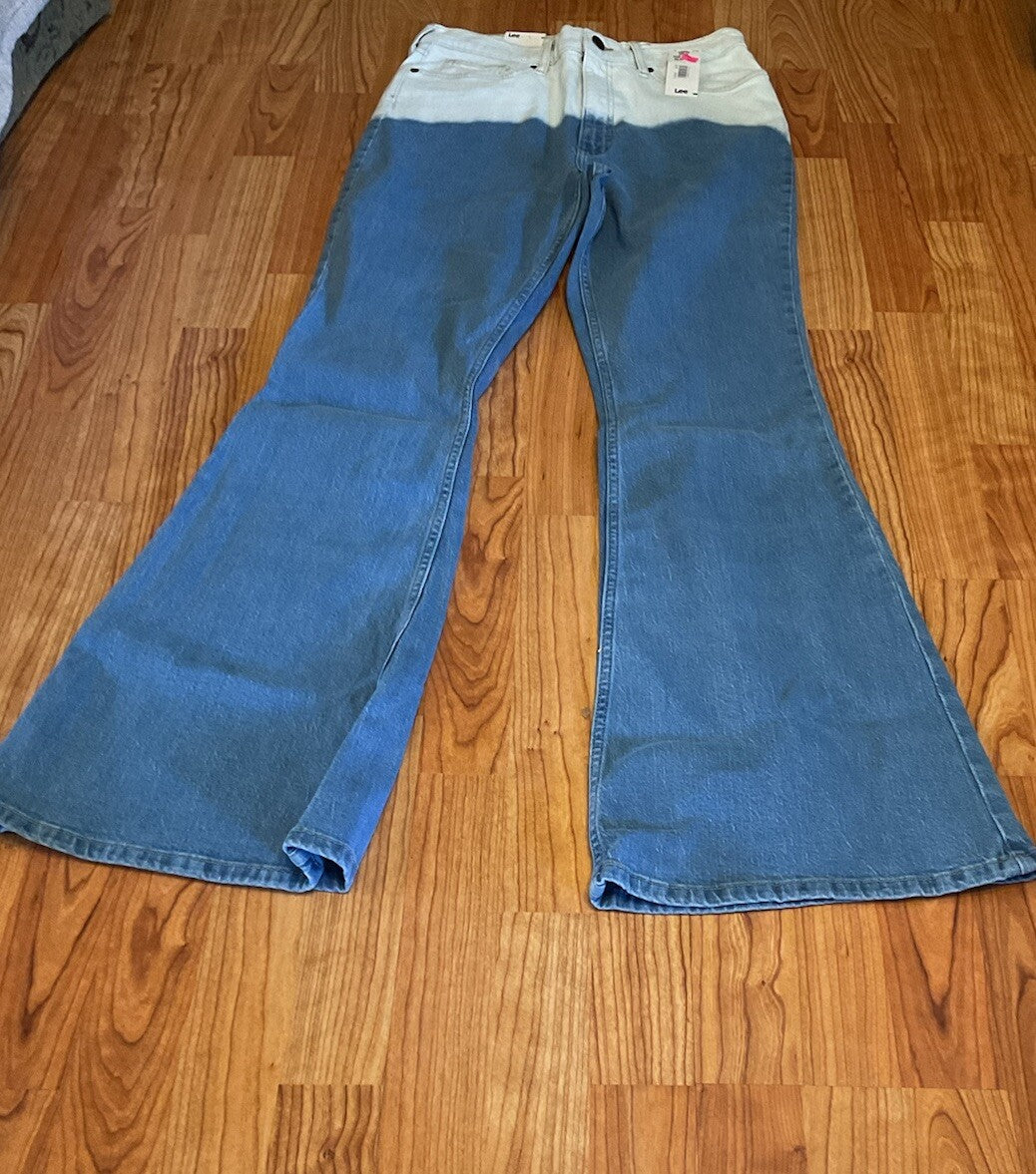 Lee High Rise Flare Jeans Size 27/33 Multicolor B 3121