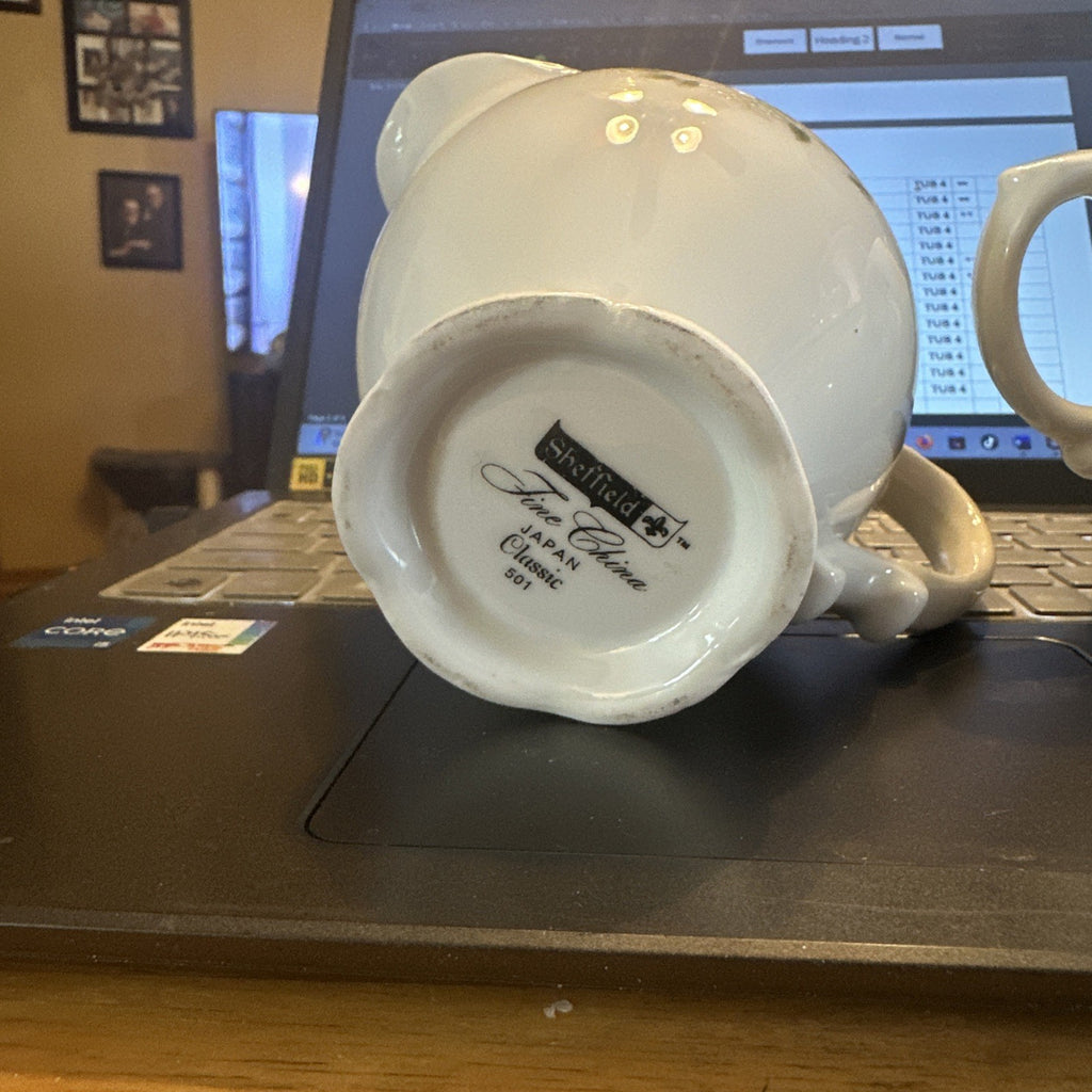 Sheffield White Flower 501 Creamer And Suger Bowl  CHN 454