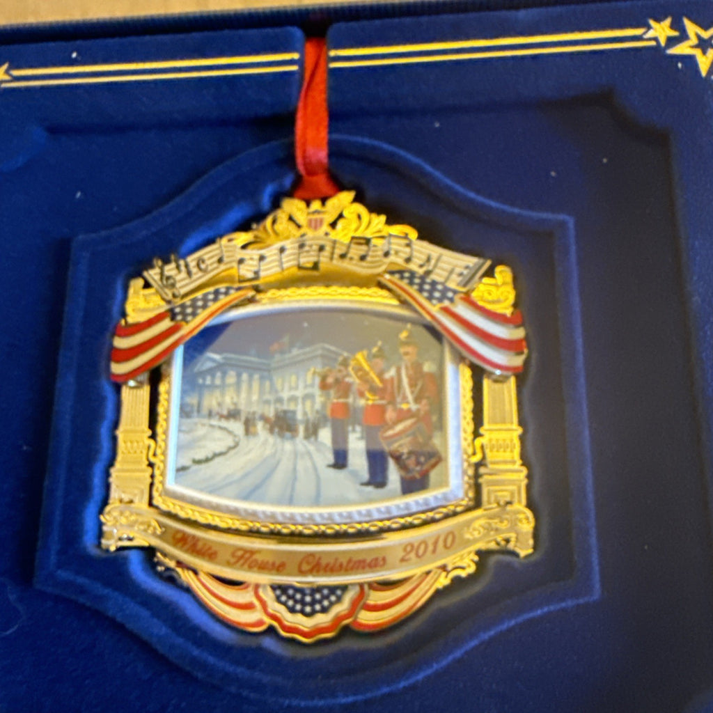 White House Christmas Ornament - Stars and Stripes 2010 BIN 992