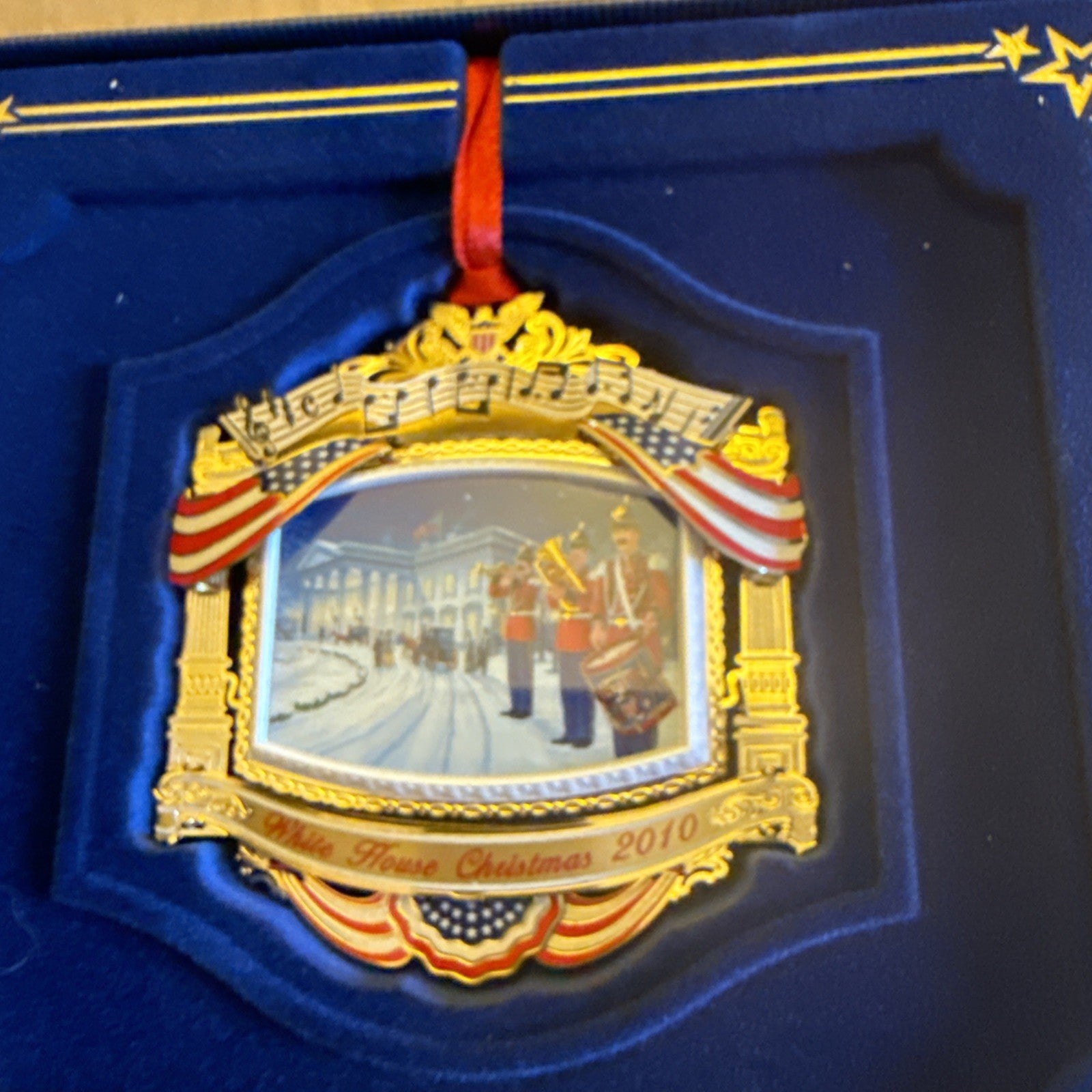 White House Christmas Ornament - Stars and Stripes 2010 BIN 992