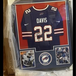 Ray Davis NIKE AUTHENTIC  Signed Framed Jersey TSE-COA Buffalo Bills