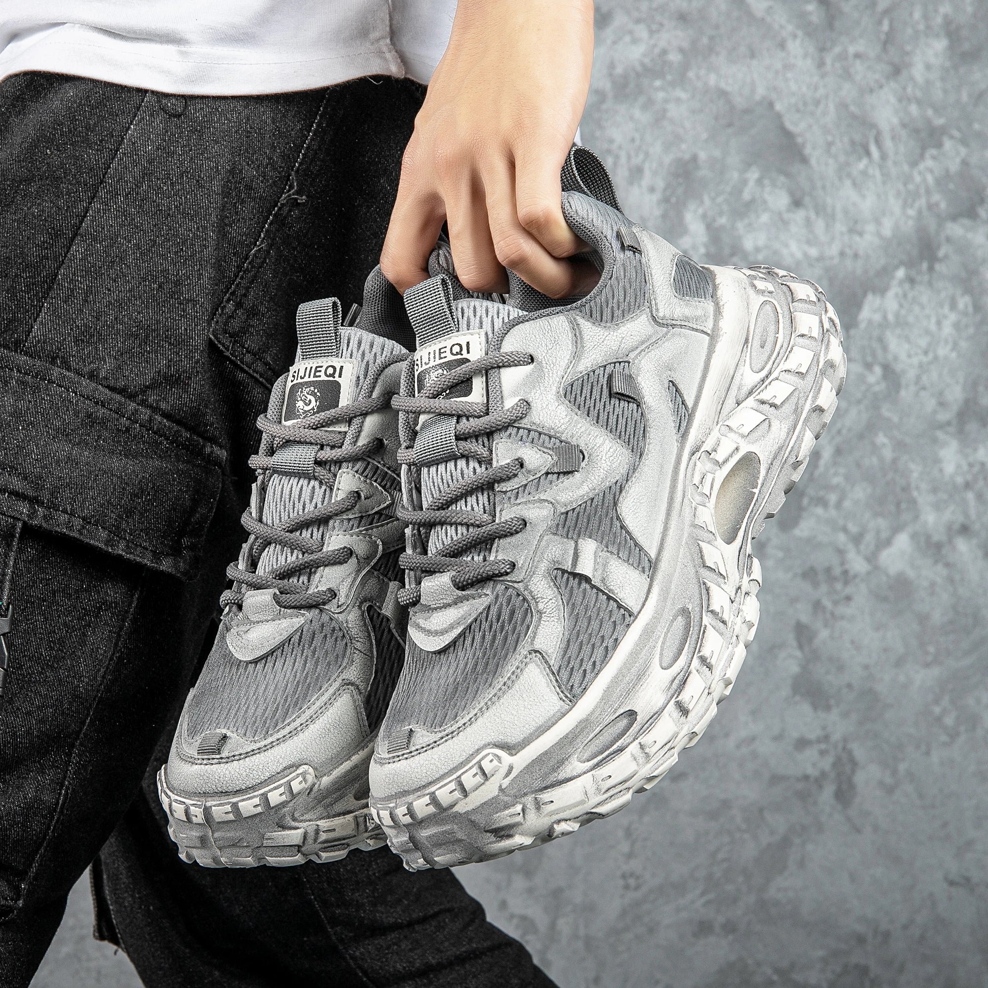 Men's Vintage Design Platform Sneakers for Winter Sports Casual Outdoor Tennis Skateboard Running Street Style Lace Sneakers