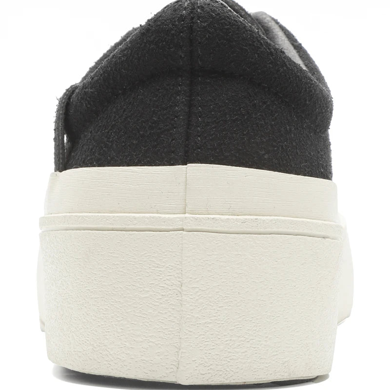 Vintage Designer Sneakers for Men Comfortable Casual Skateboard Shoes for Summer and Spring