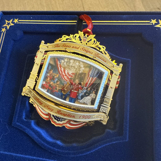 White House Christmas Ornament - Stars and Stripes 2010
